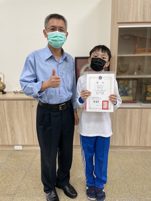 恭喜本校學生榮獲教育部國民及學前教育署111年度 Cool English口說高手獎！圖片
